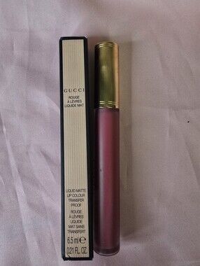 Gucci Rouge A Levres Liquide Matte Lipstick In Cornelia Pink, NEW